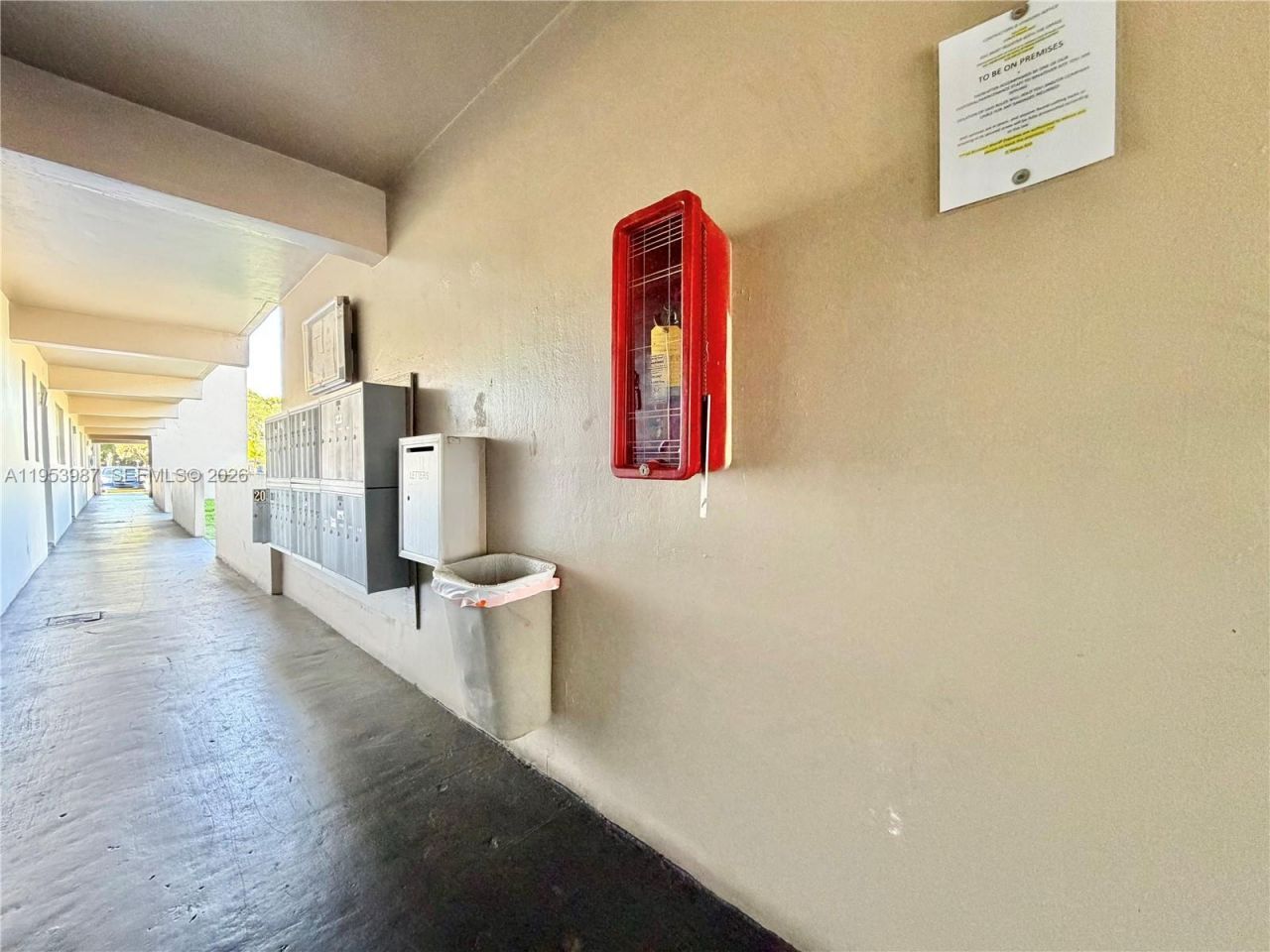 8000 Fairview Dr, Unit 203, Tamarac, FL 33321 Photo