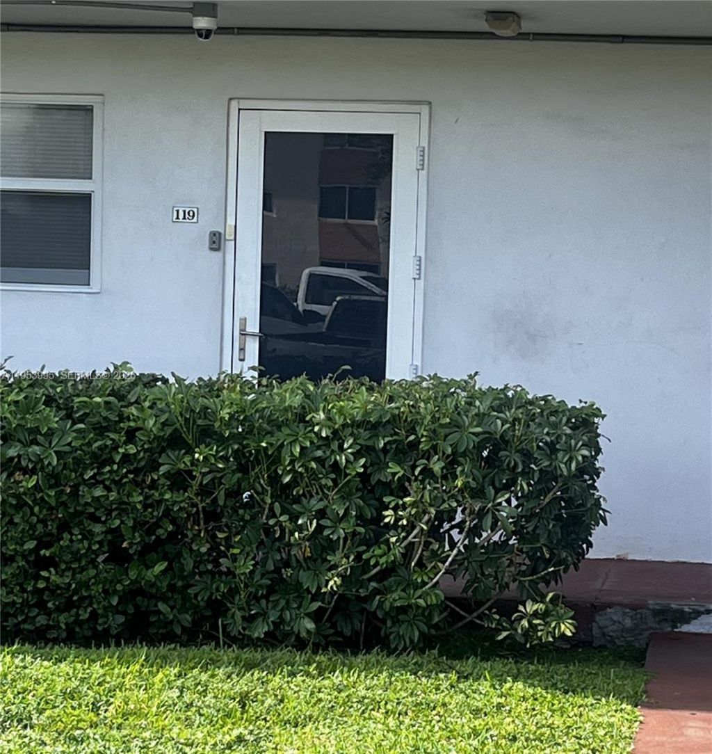 5985 Del Lago Cir, Unit 119, Sunrise, FL 33313 Photo