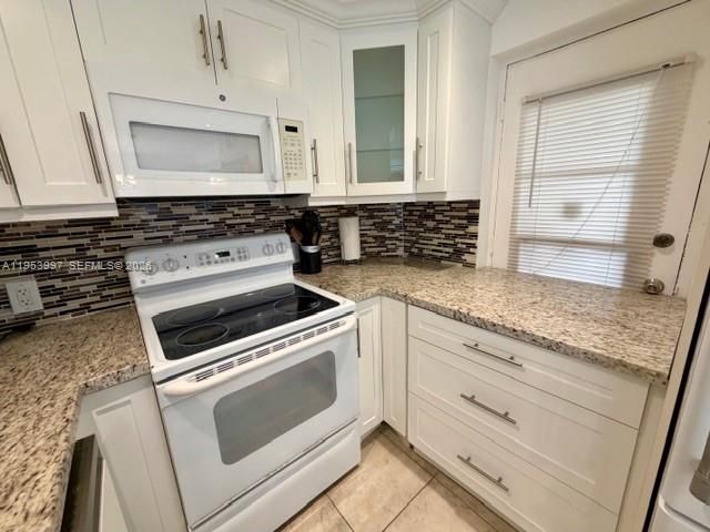 220 Kings Point Dr, Unit 501, Sunny Isles Beach, FL 33160 Photo