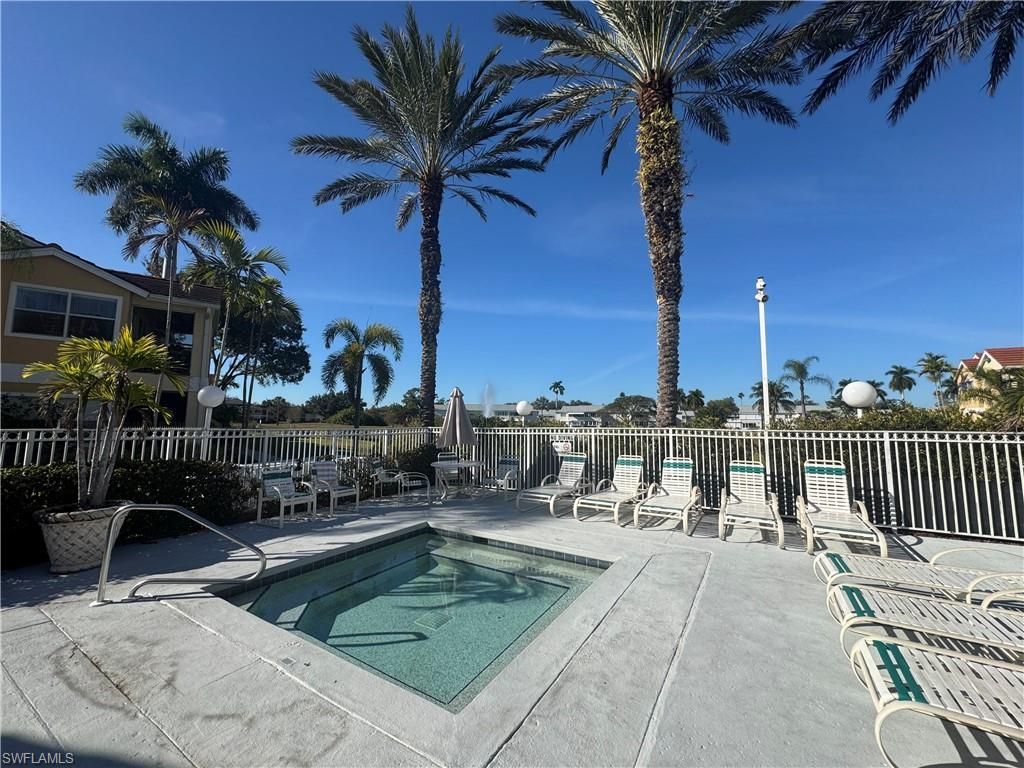 12730 Equestrian Cir, Unit 2805, Fort Myers, FL 33907 Photo