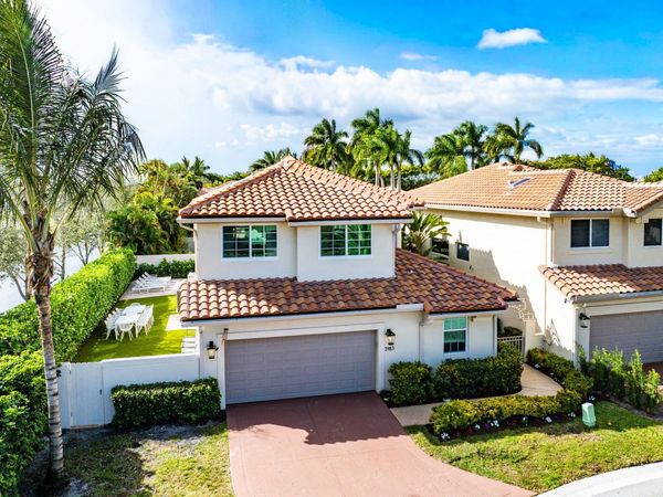 5183 NW 25th Way, Boca Raton, FL 33496
