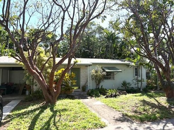 511 SW 2nd Avenue, Dania Beach, FL 33004