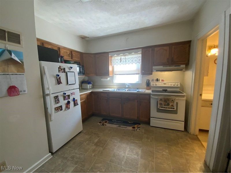 230 Clark Avenue, Wooster, OH 44691 Photo 13