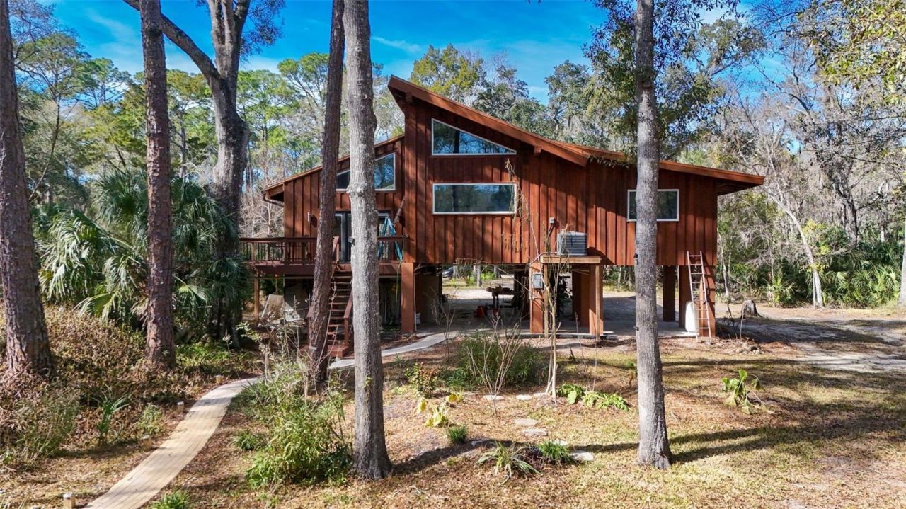 3490 SE 193rd Place, Yankeetown, FL 34498 Photo