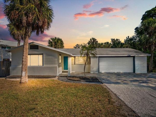 10395 SAN MARTIN BOULEVARD NE, ST PETERSBURG, FL 33702