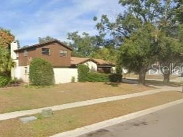 528 LANTERN CIRCLE, TEMPLE TERRACE, FL 33617