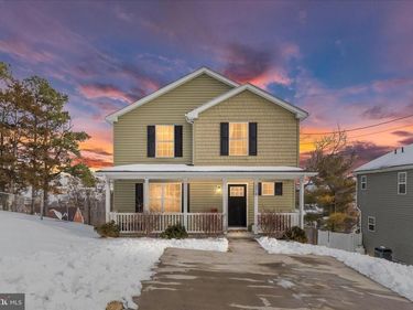 318 NEWMAN STREET, STRASBURG, VA 22657