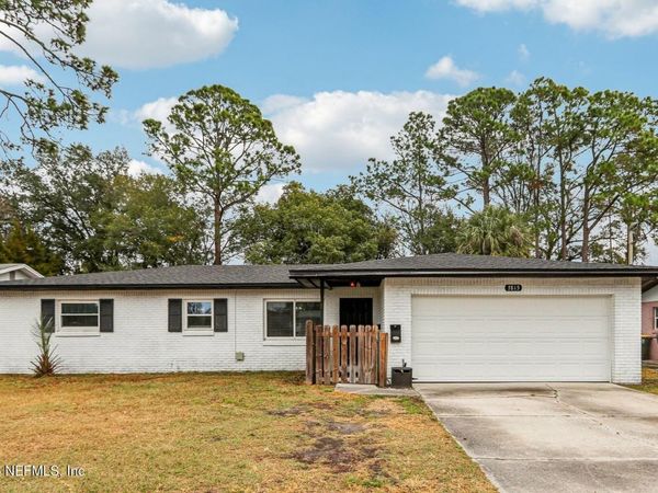 7815 OLD KINGS Road S, Jacksonville, FL 32217