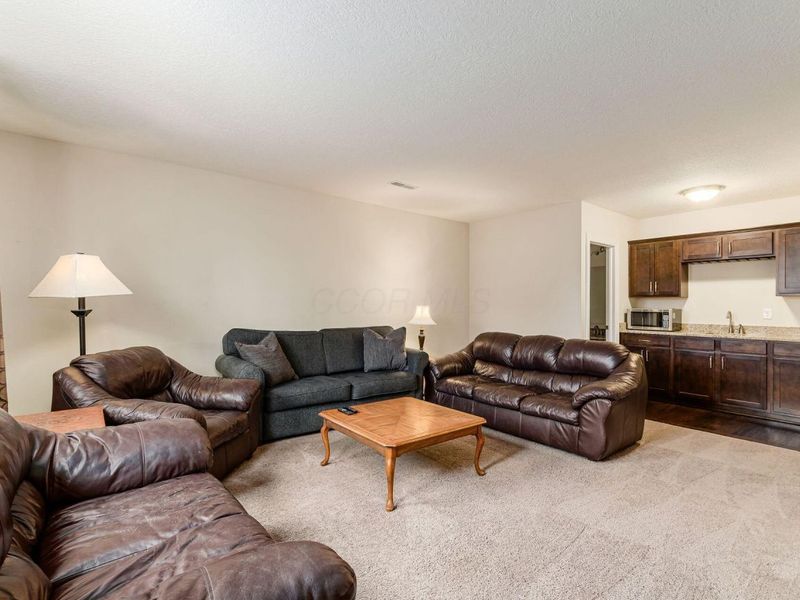 2776 Glenwood Way, Hilliard, OH 43026 Photo 5