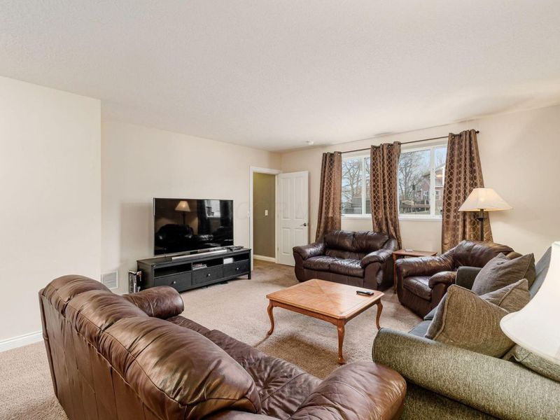 2776 Glenwood Way, Hilliard, OH 43026 Photo 6