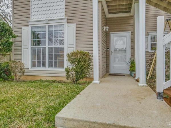 7101 Joy St, Unit E-1, Pensacola, FL 32514