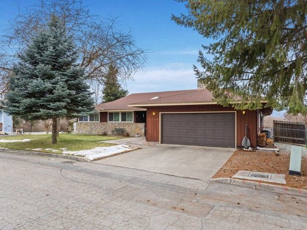 1116 SE Park Dr, Colville, WA 99114