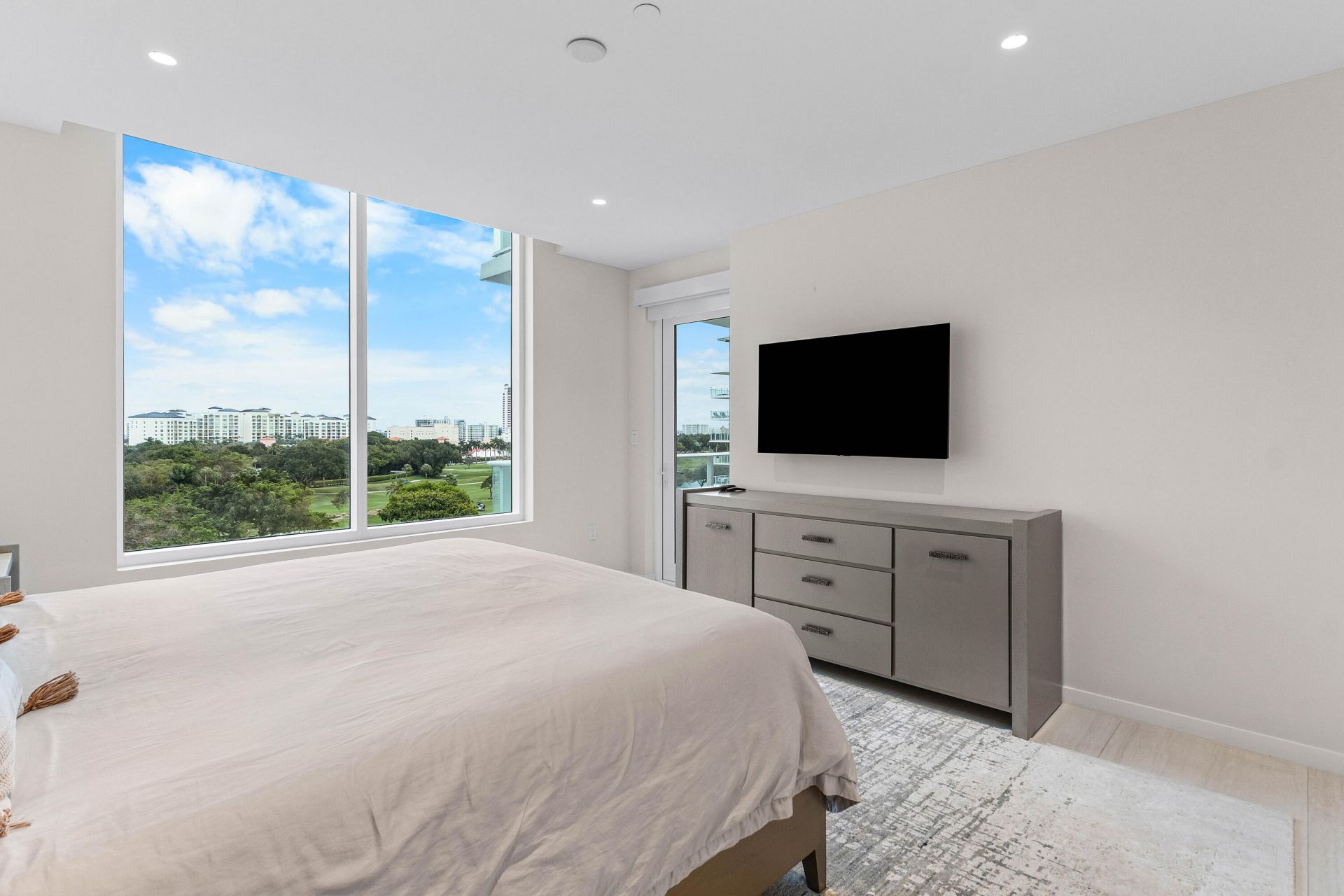 200 SE Mizner Boulevard, Unit 707, Boca Raton, FL 33432 Photo