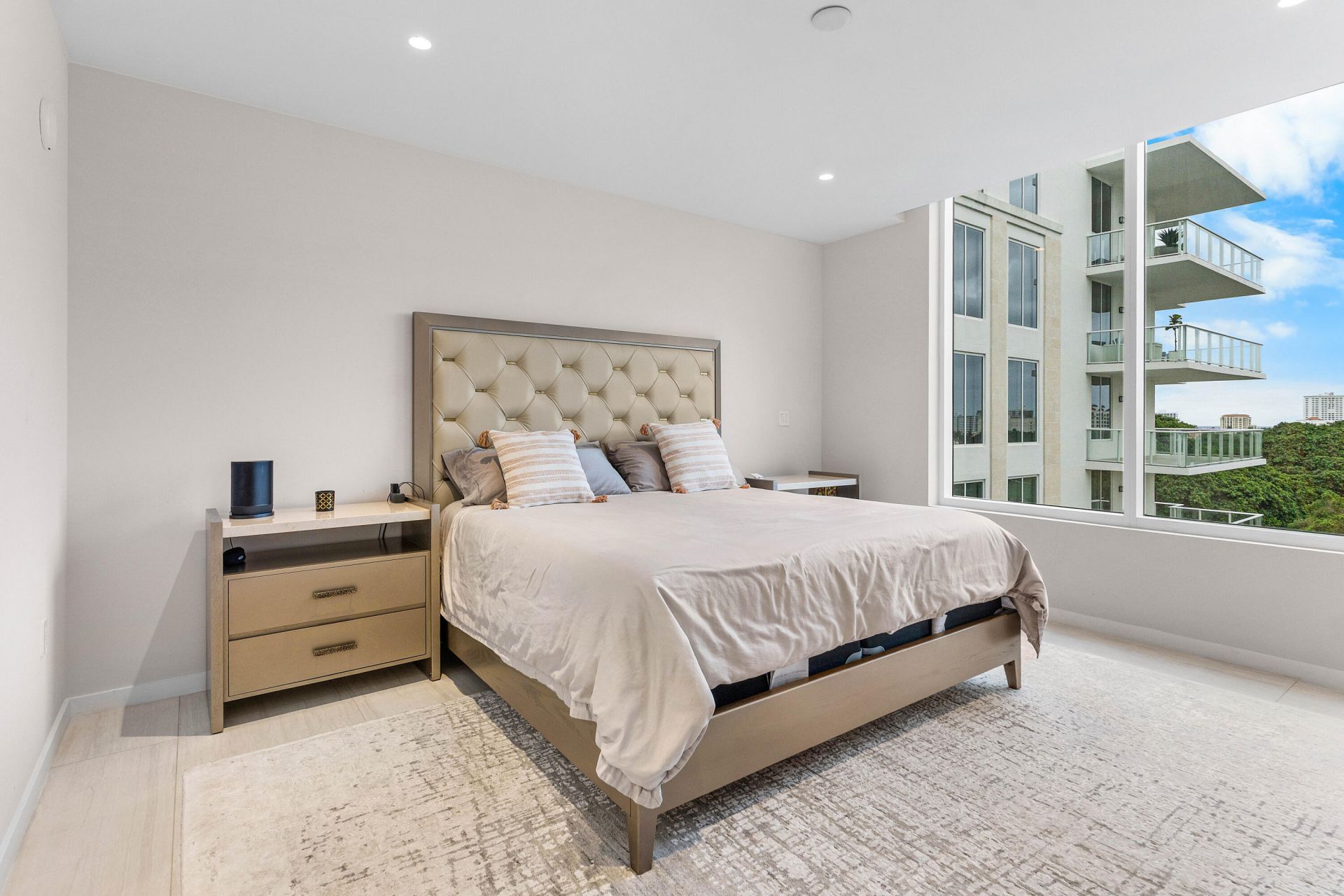 200 SE Mizner Boulevard, Unit 707, Boca Raton, FL 33432 Photo