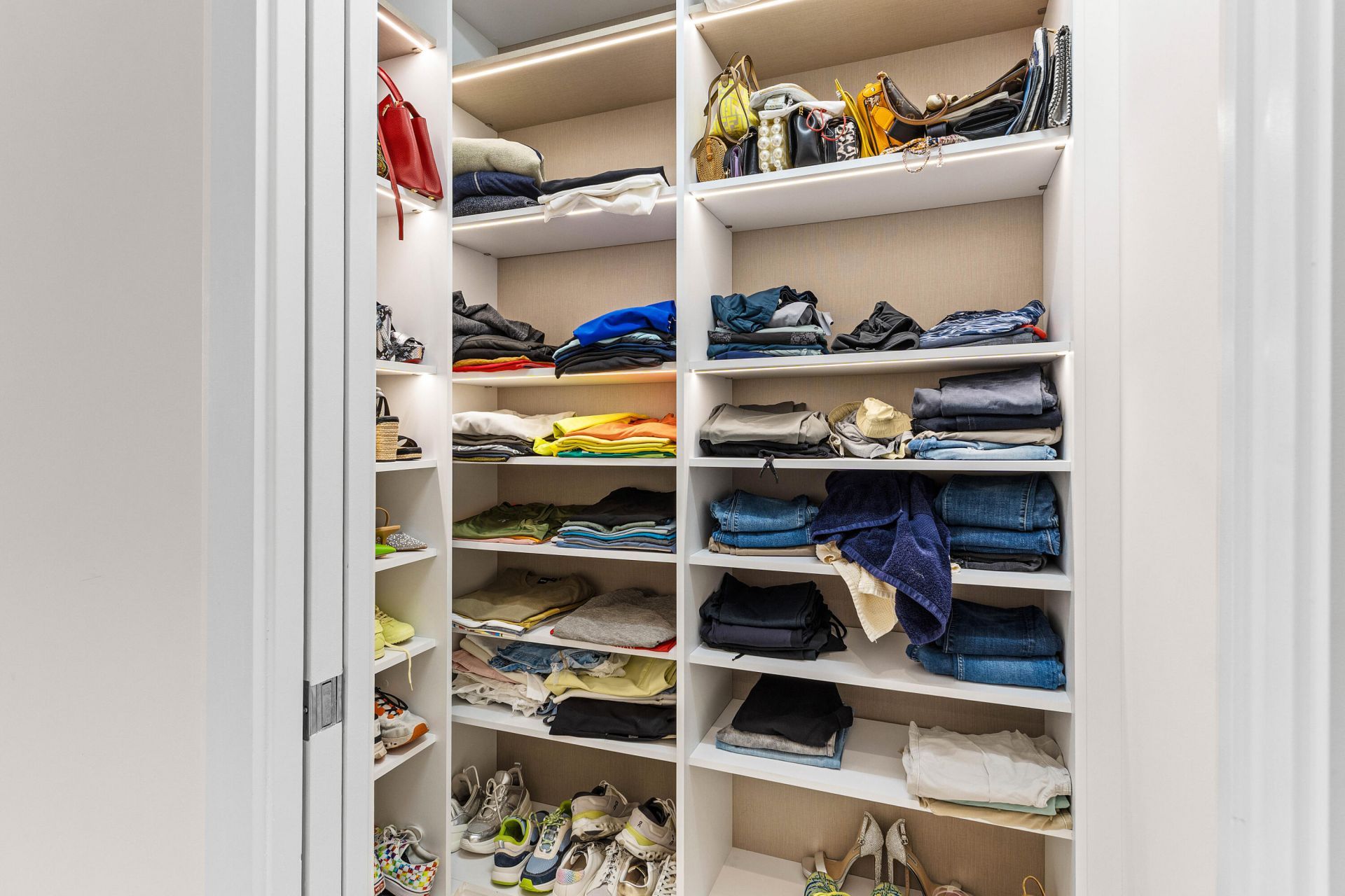 200 SE Mizner Boulevard, Unit 707, Boca Raton, FL 33432 Photo