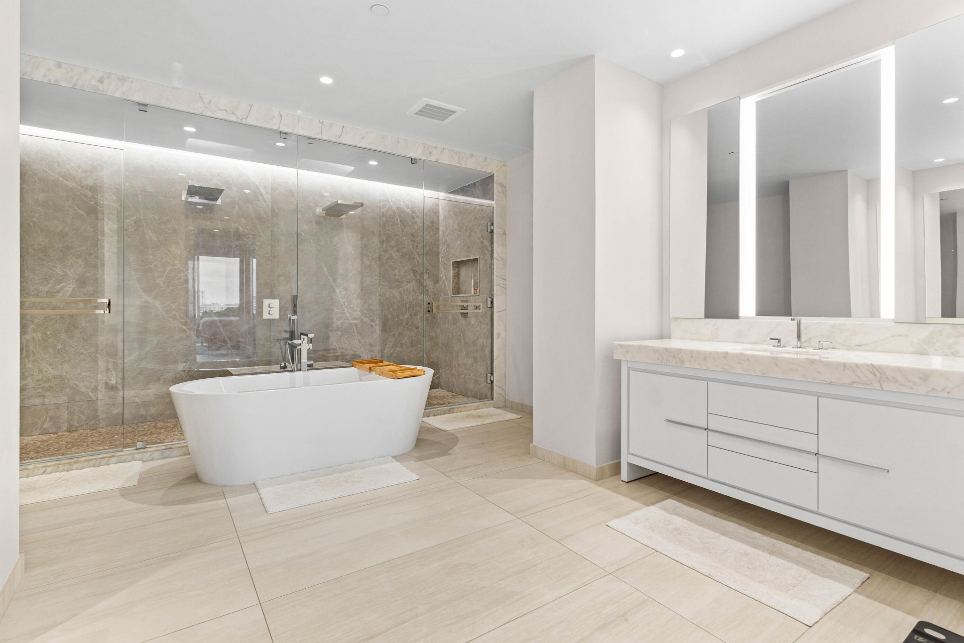 200 SE Mizner Boulevard, Unit 707, Boca Raton, FL 33432 Photo