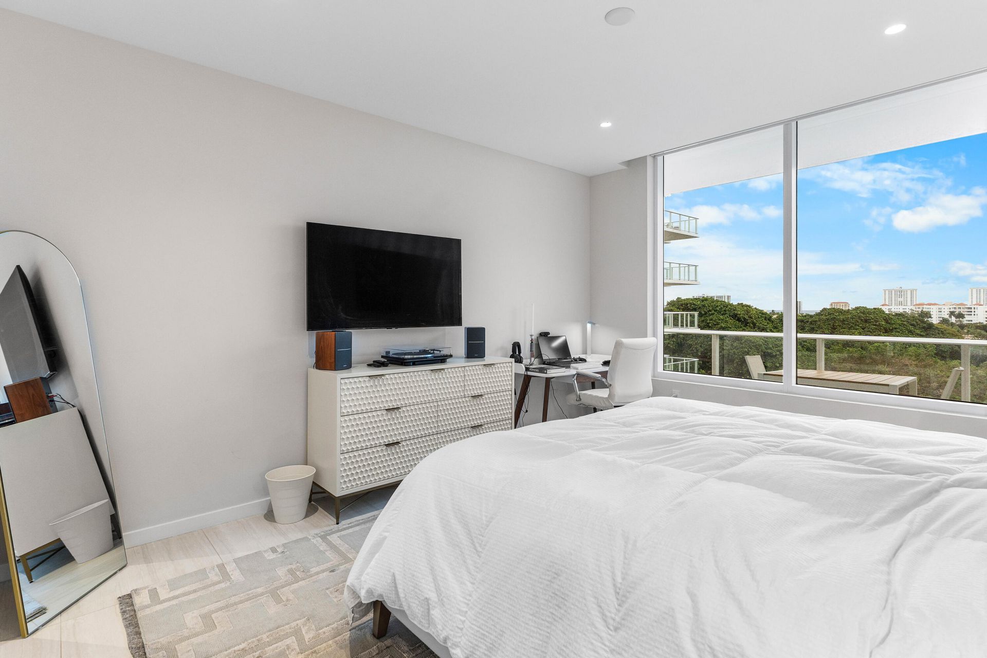 200 SE Mizner Boulevard, Unit 707, Boca Raton, FL 33432 Photo