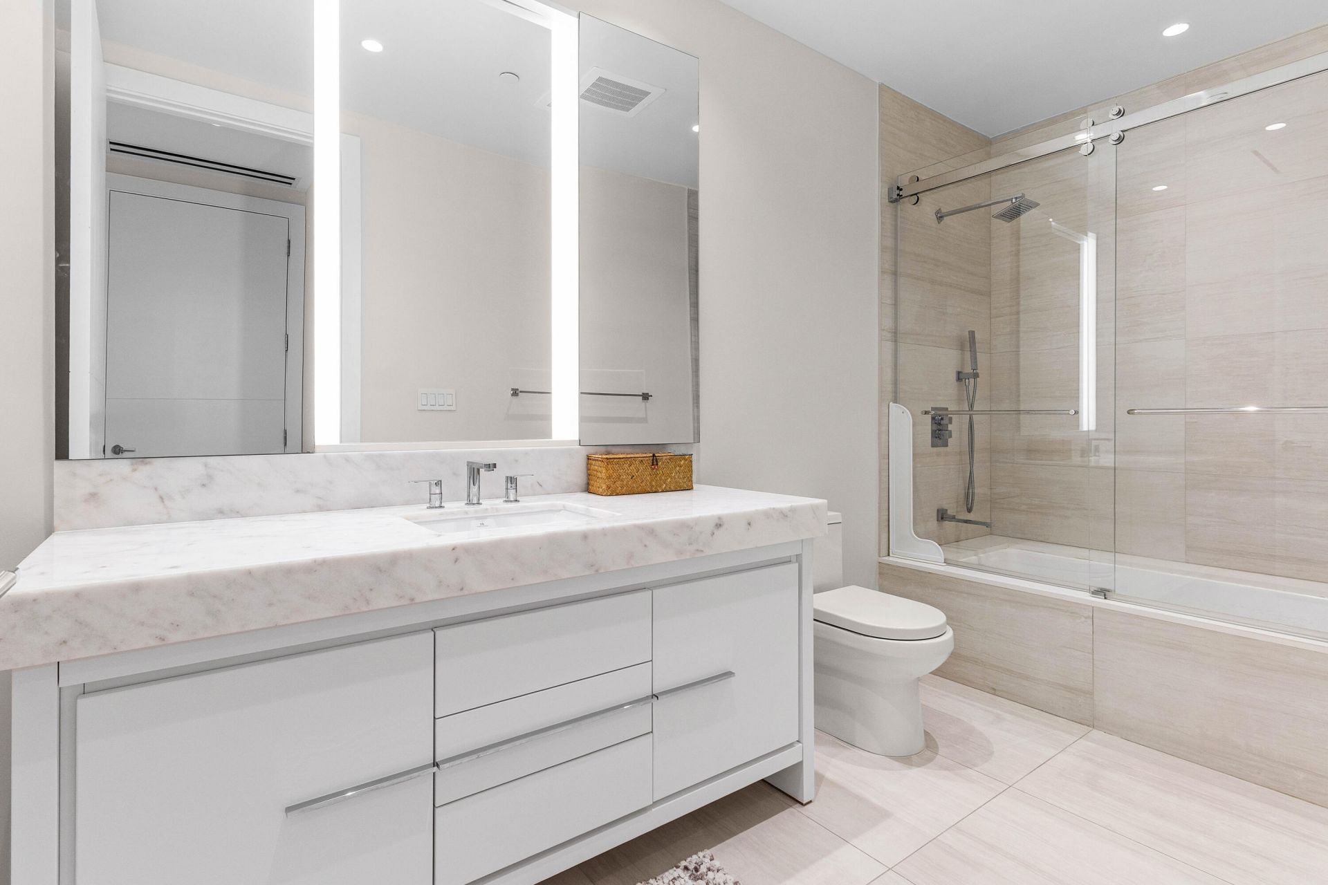 200 SE Mizner Boulevard, Unit 707, Boca Raton, FL 33432 Photo