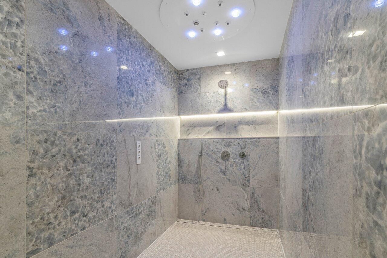 200 SE Mizner Boulevard, Unit 707, Boca Raton, FL 33432 Photo