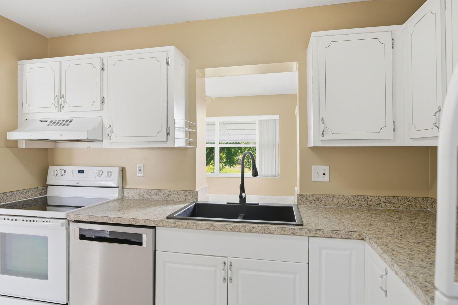 7288 Pine Park Drive N, Lake Worth, FL 33467 Photo