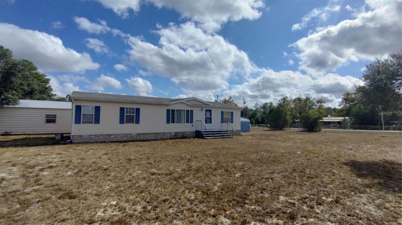 28515 Poinsettia Avenue, Paisley, FL 32767 Photo