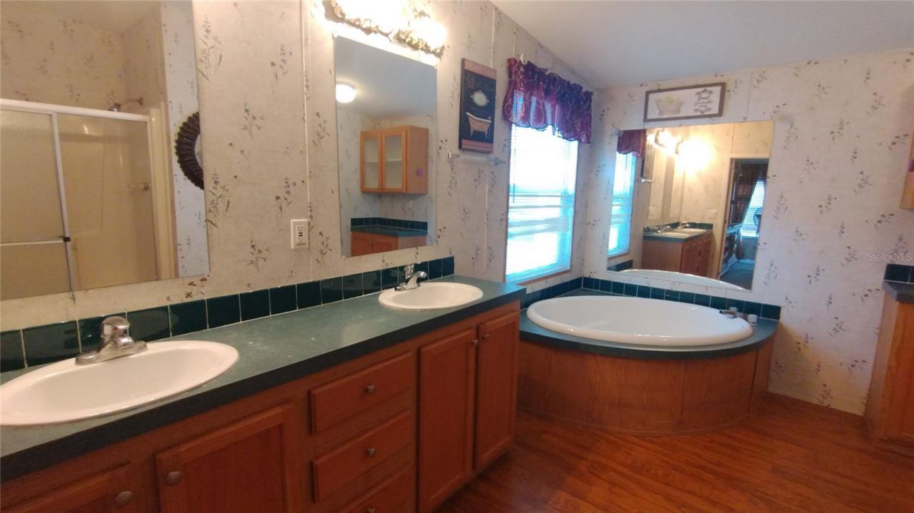 28515 Poinsettia Avenue, Paisley, FL 32767 Photo