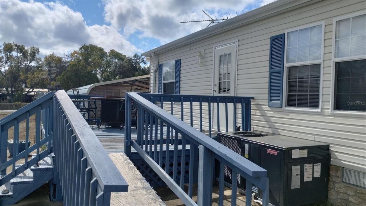 28515 Poinsettia Avenue, Paisley, FL 32767 Photo