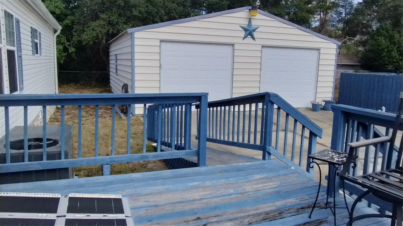 28515 Poinsettia Avenue, Paisley, FL 32767 Photo