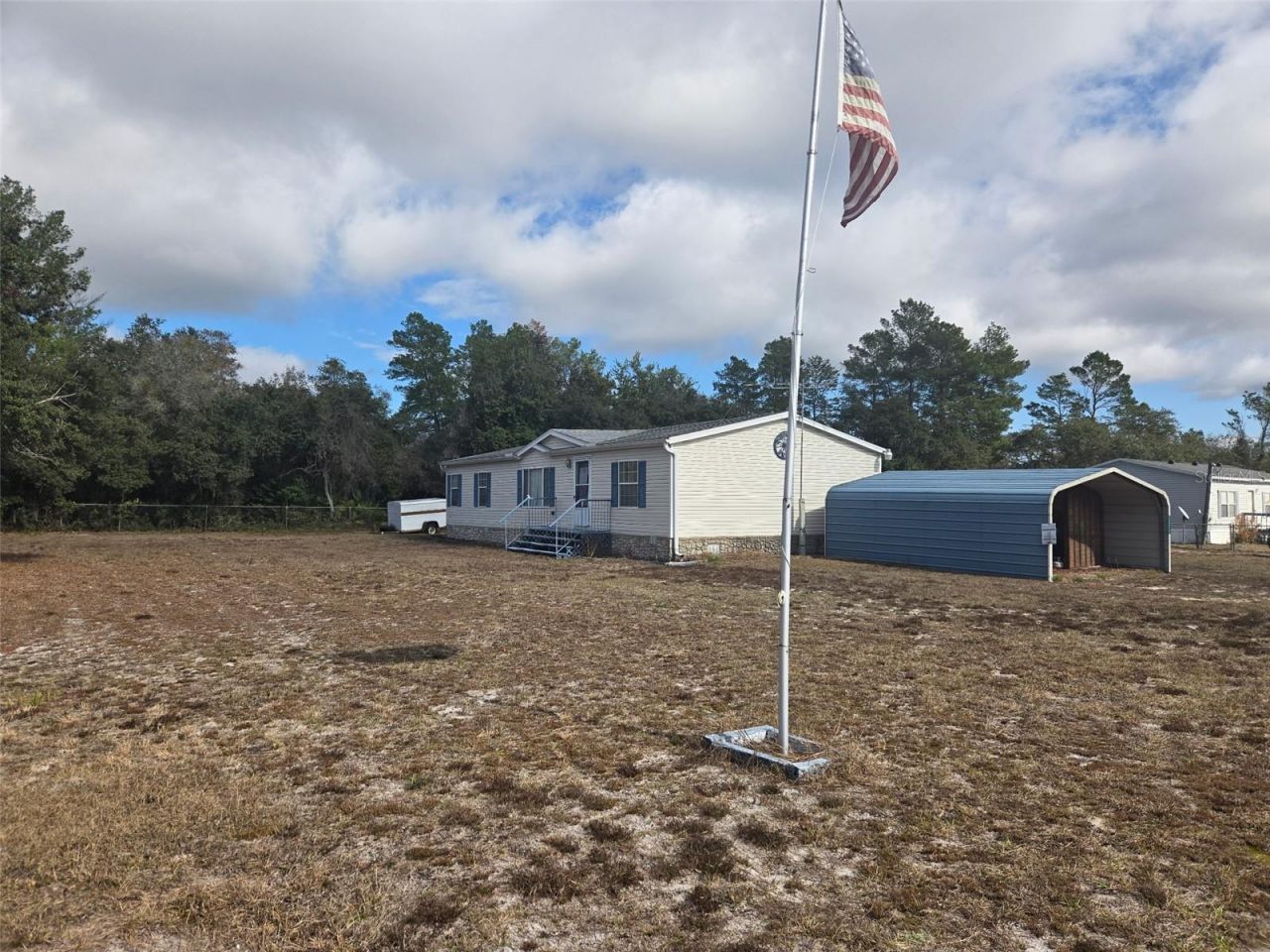 28515 Poinsettia Avenue, Paisley, FL 32767 Photo