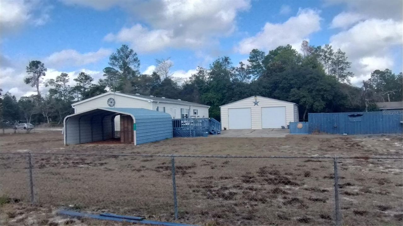 28515 Poinsettia Avenue, Paisley, FL 32767 Photo