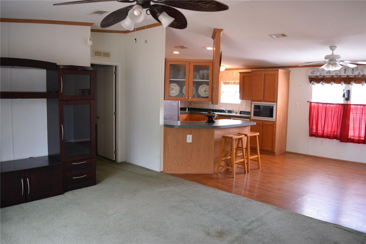 28515 Poinsettia Avenue, Paisley, FL 32767 Photo