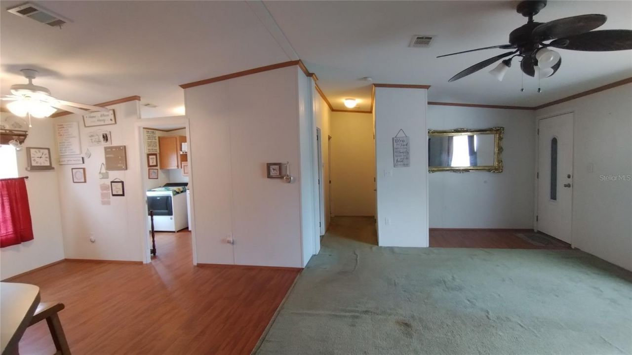 28515 Poinsettia Avenue, Paisley, FL 32767 Photo