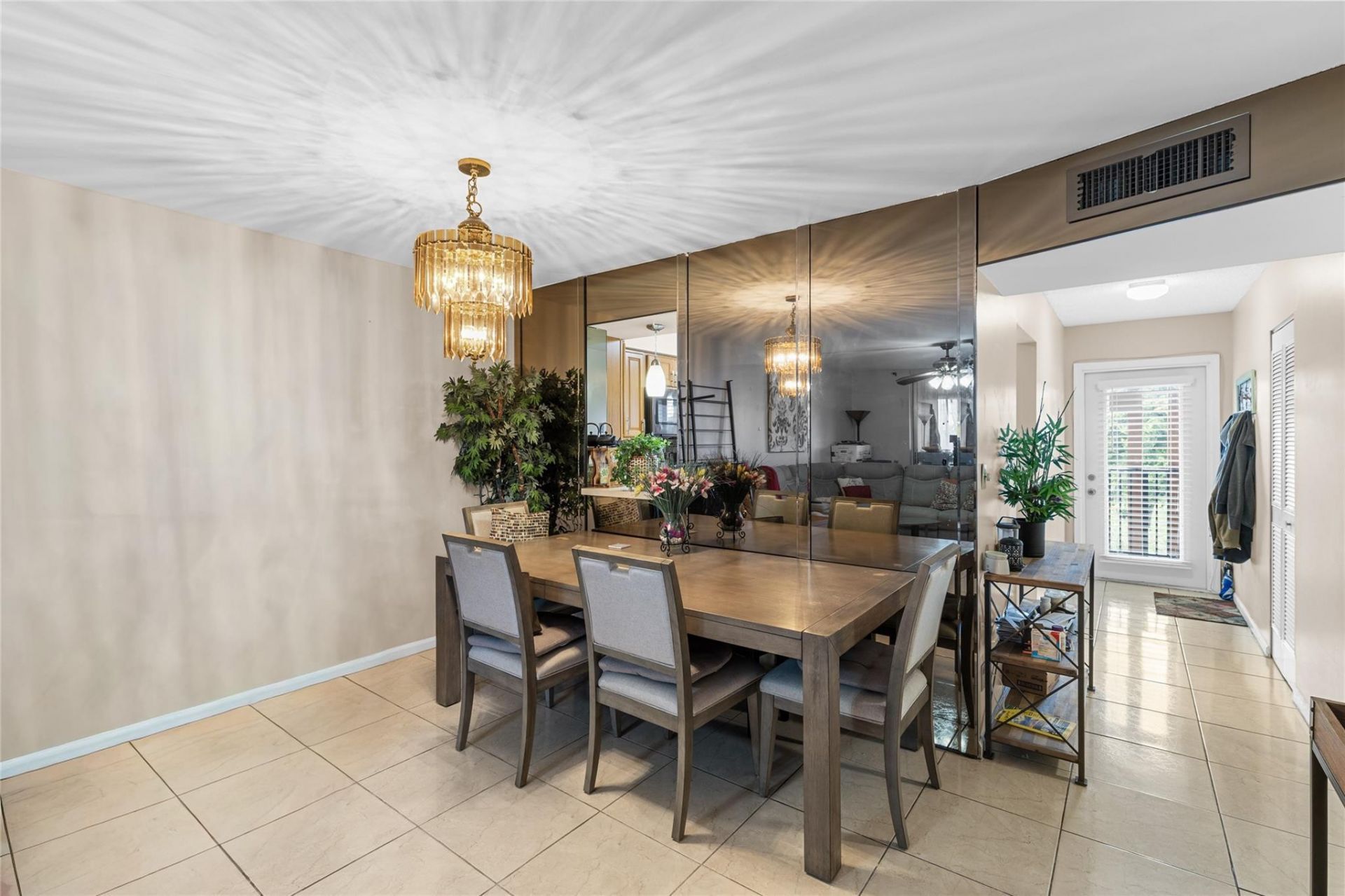 480 NW 76th Avenue, Unit 407, Margate, FL 33063 Photo