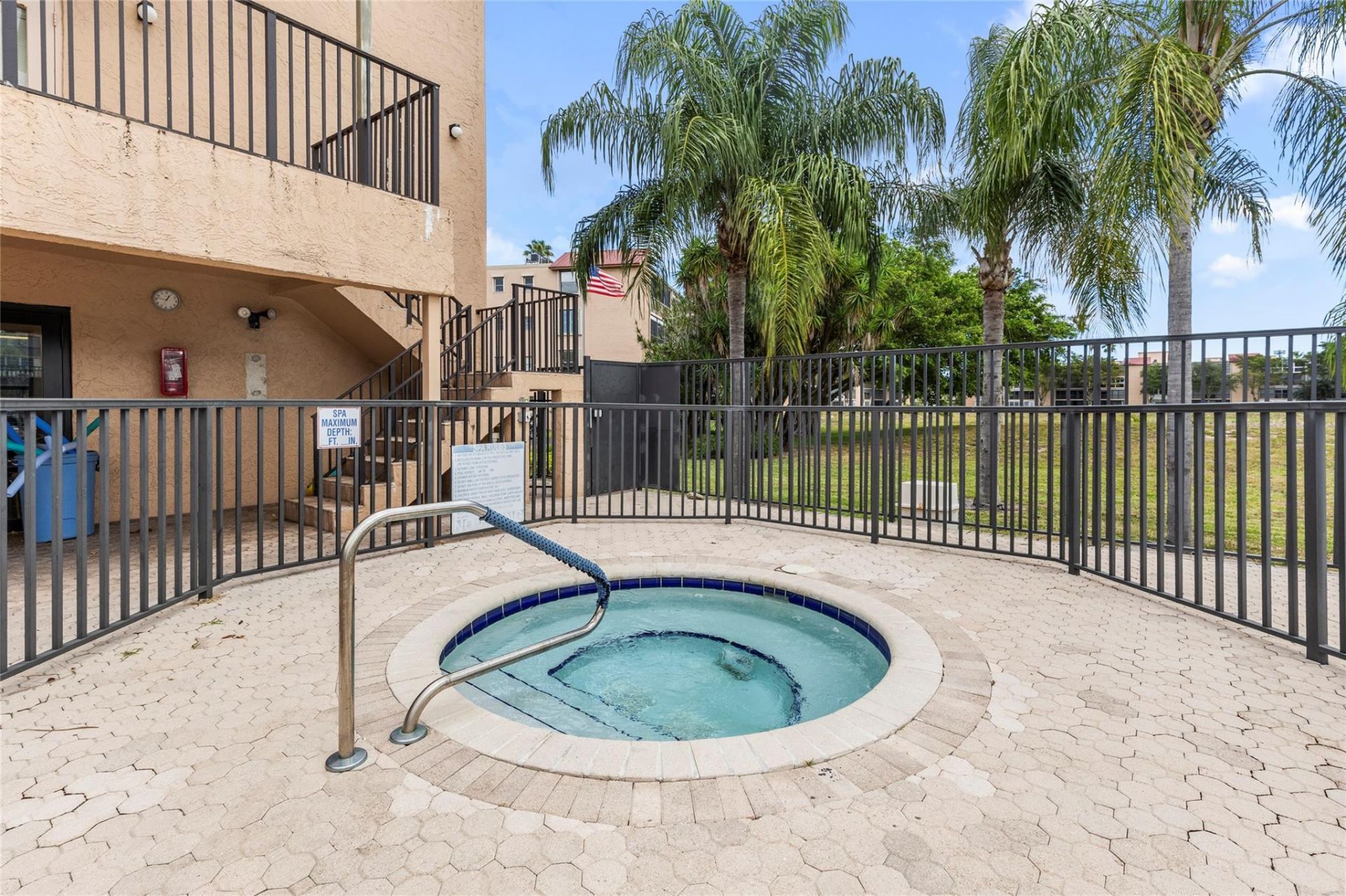 480 NW 76th Avenue, Unit 407, Margate, FL 33063 Photo