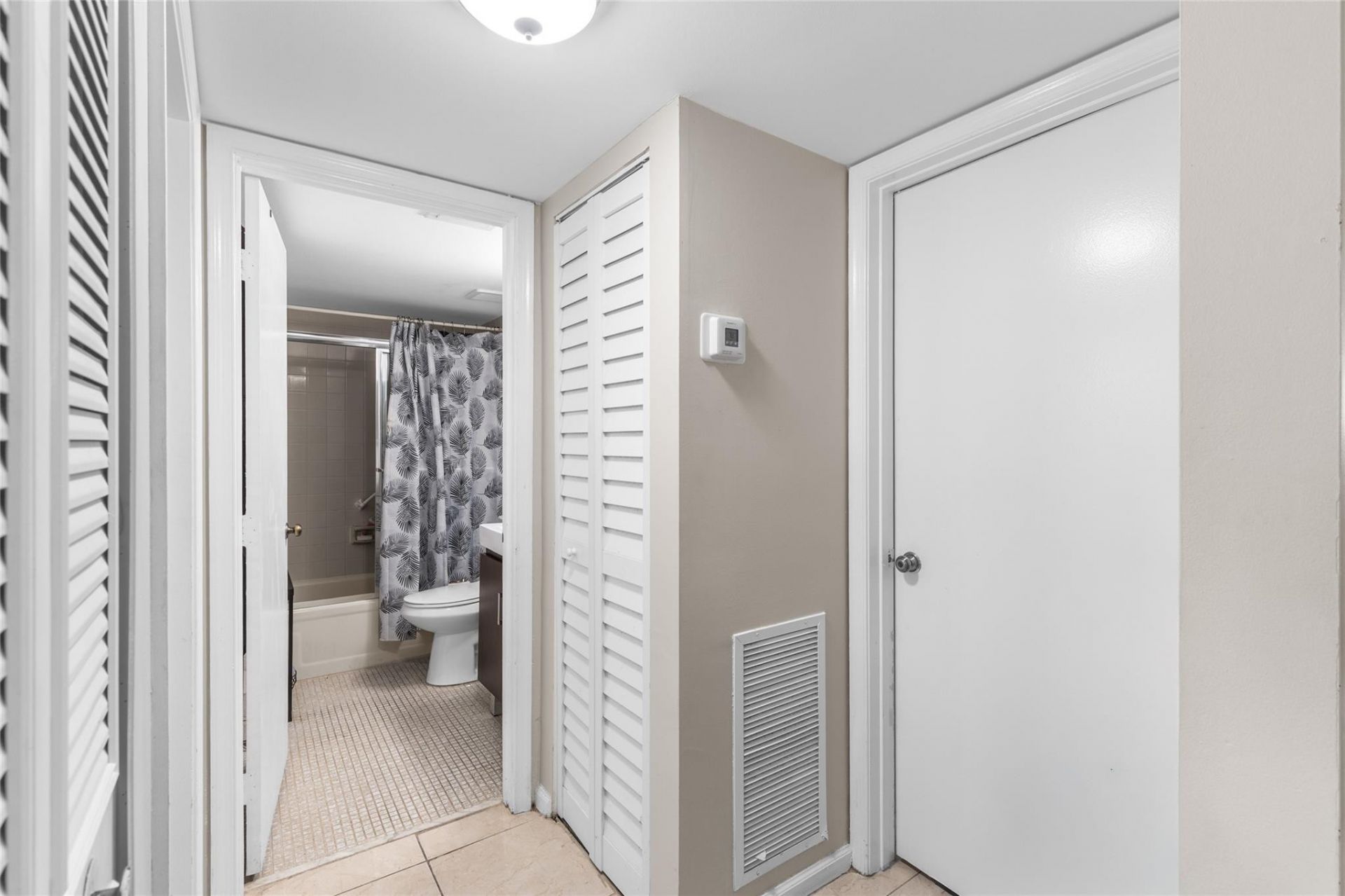 480 NW 76th Avenue, Unit 407, Margate, FL 33063 Photo