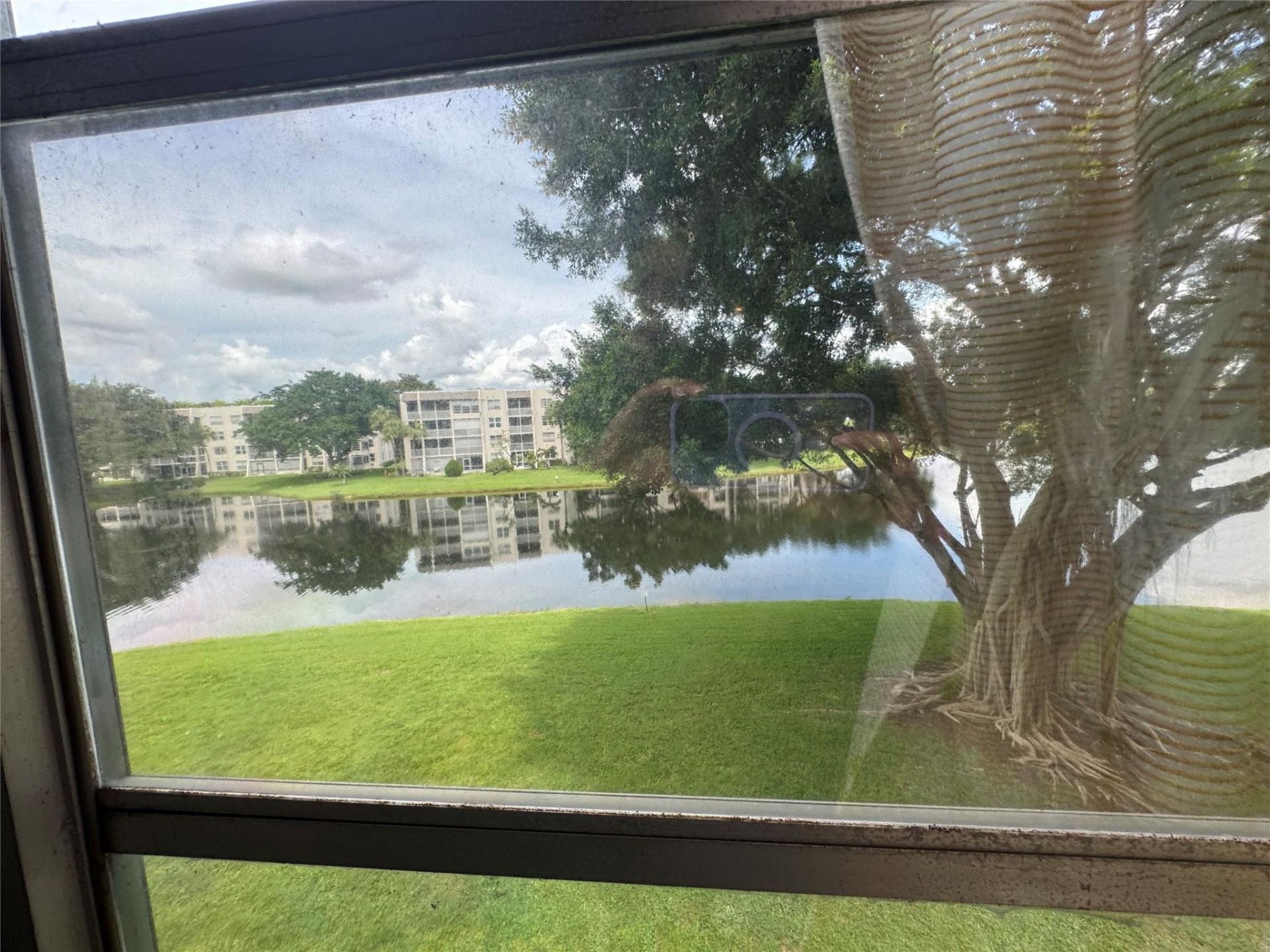 9235a Lagoon Place, Unit 310, Davie, FL 33324 Photo