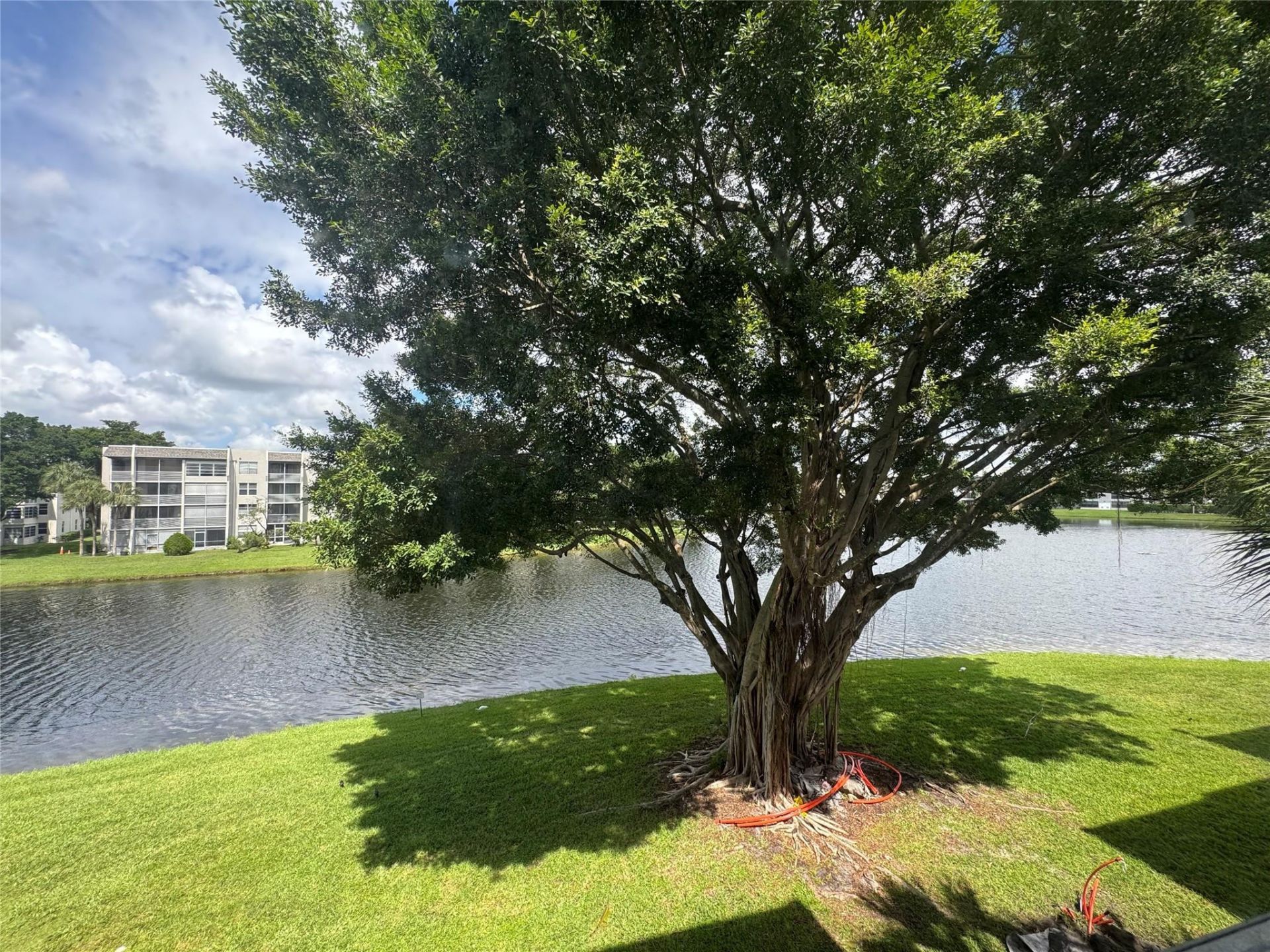 9235a Lagoon Place, Unit 310, Davie, FL 33324 Photo