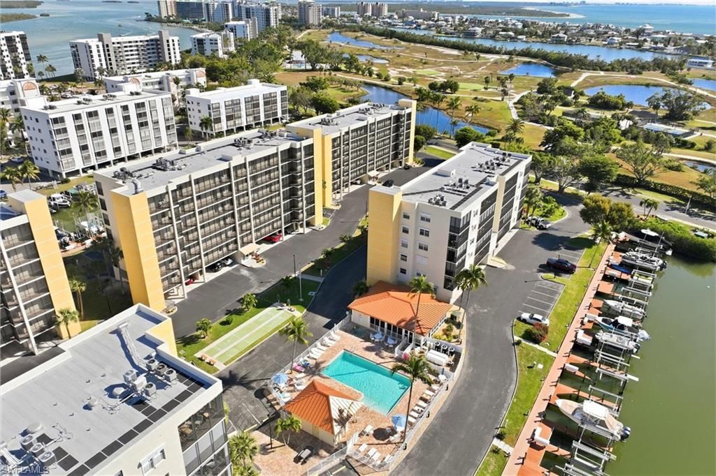 4421 Bay Beach Ln, Unit 611, Fort Myers Beach, FL 33931 Photo