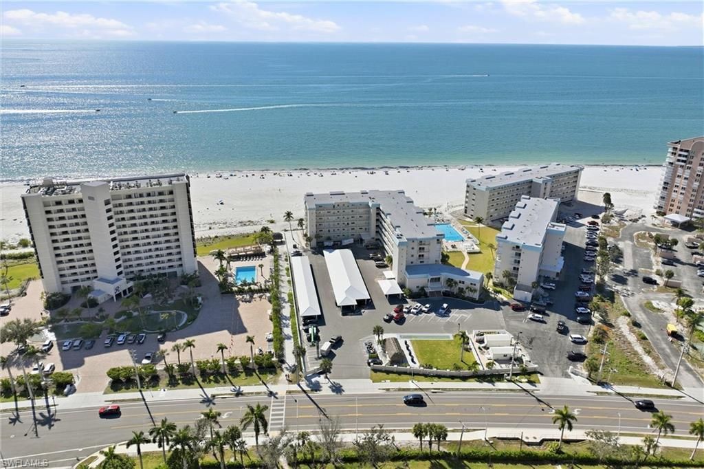 4421 Bay Beach Ln, Unit 611, Fort Myers Beach, FL 33931 Photo