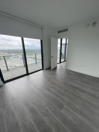121 NE 34th St, Unit 2110, Miami, FL 33137 Photo