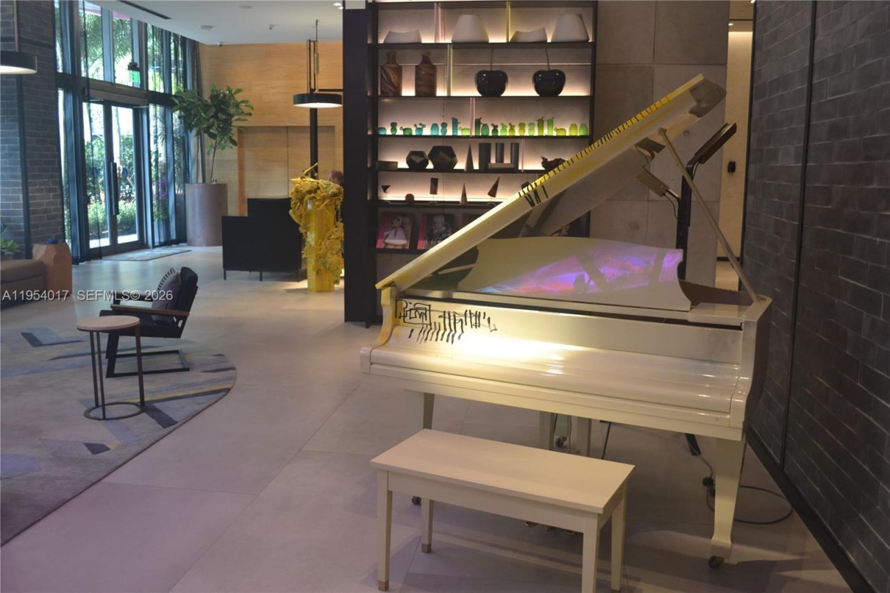 121 NE 34th St, Unit 2110, Miami, FL 33137 Photo