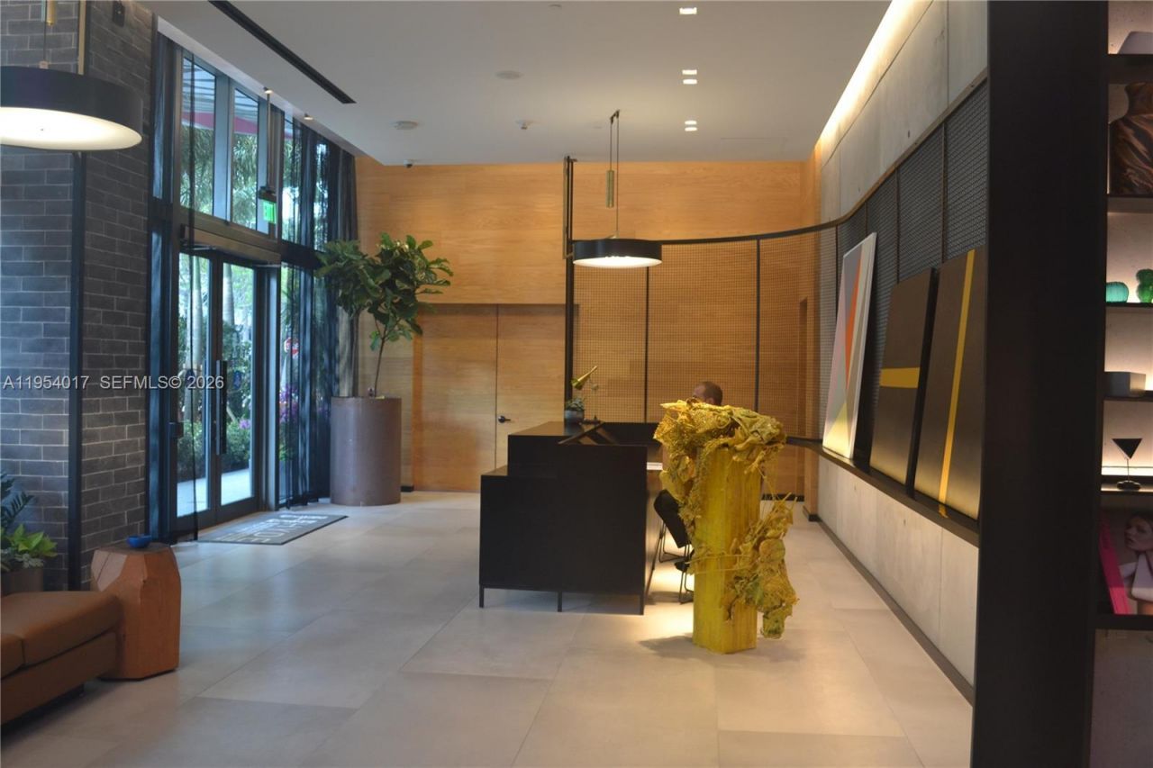 121 NE 34th St, Unit 2110, Miami, FL 33137 Photo