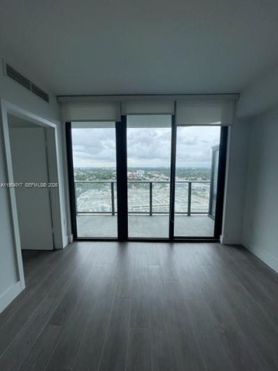 121 NE 34th St, Unit 2110, Miami, FL 33137 Photo