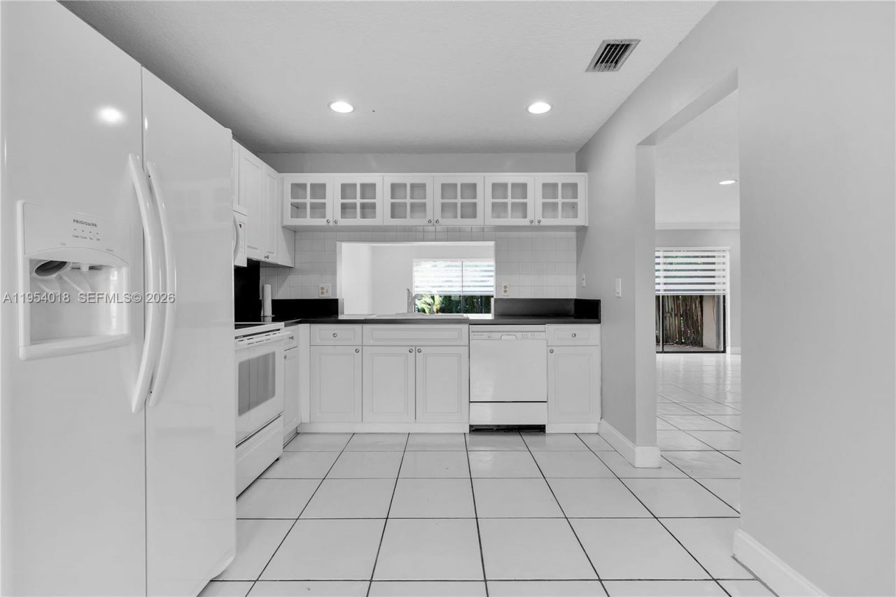 11668 SW 91st Ter, Unit 11668, Miami, FL 33176 Photo