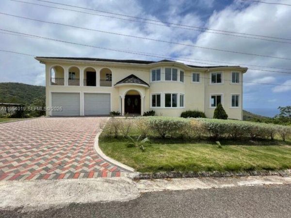 000 Montego Bay, St. James, Jamaica, FL 00000