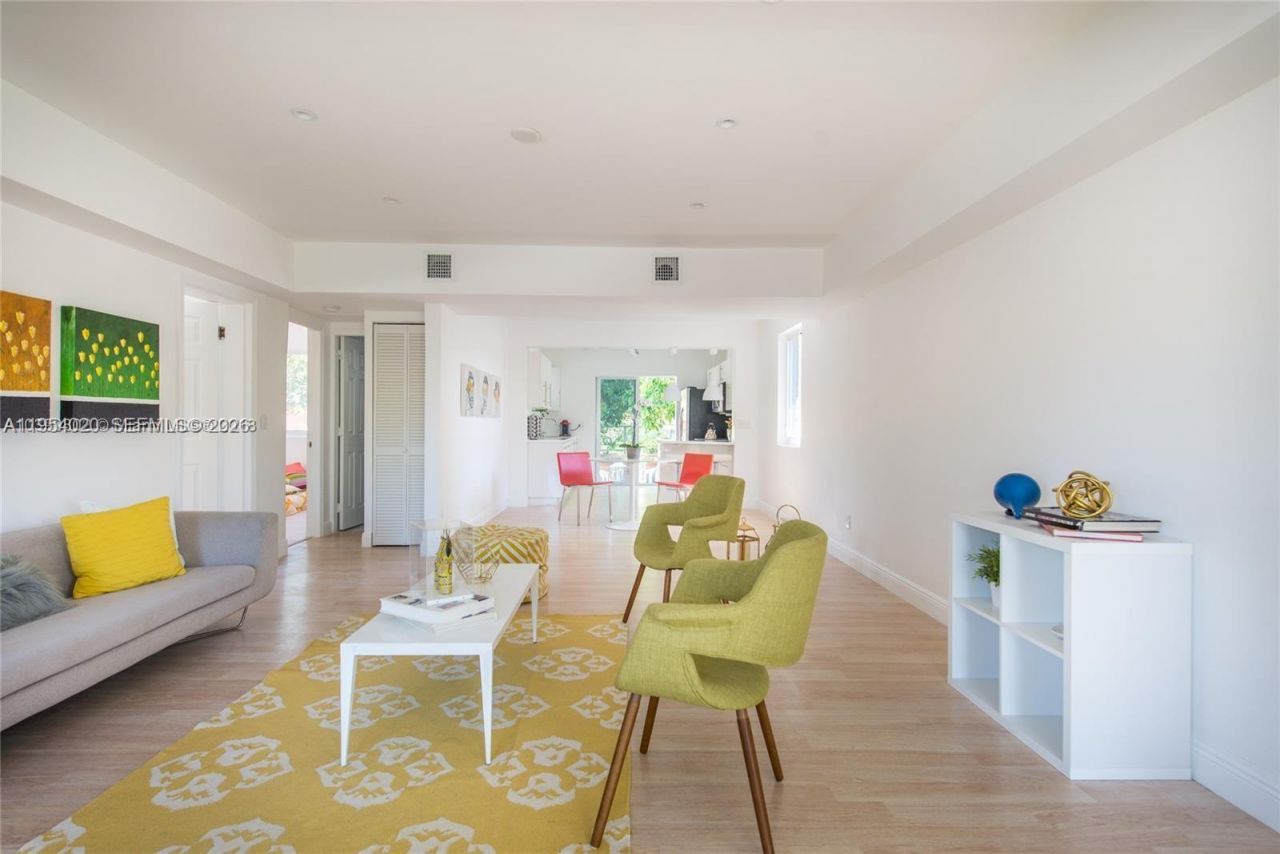 11515 NE 12th Ave , Miami, FL 33161 Photo