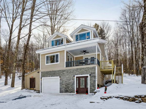 3993 Royalton Hill Road, Royalton, VT 05068