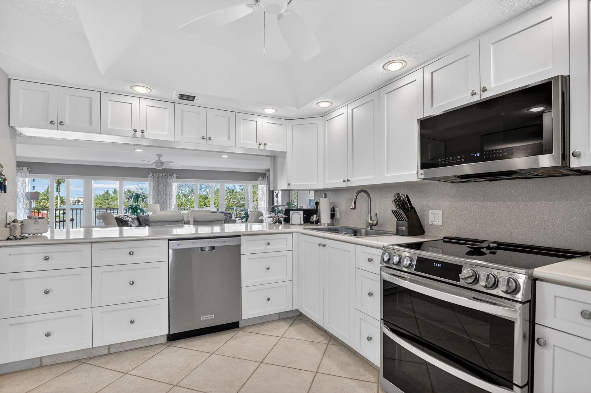 1537 E Hillsboro Boulevard, Unit 241, Deerfield Beach, FL 33441 Photo
