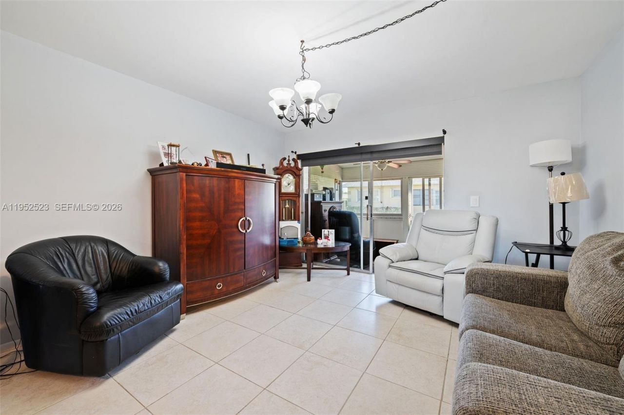 2772 Dudley Dr E, Unit D, West Palm Beach, FL 33415 Photo
