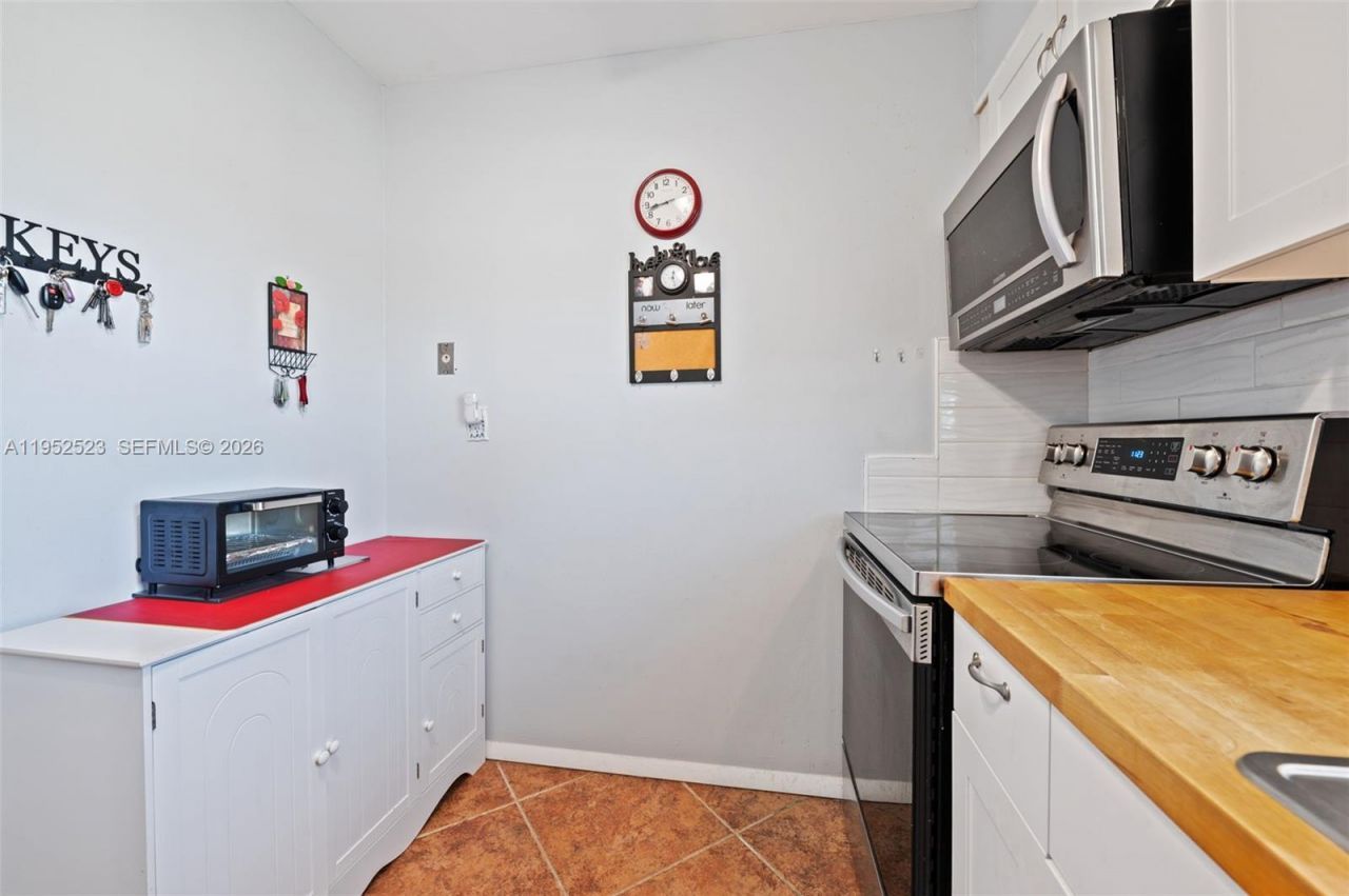 2772 Dudley Dr E, Unit D, West Palm Beach, FL 33415 Photo